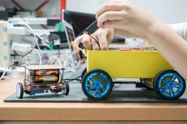 Innovation Hubs Makerspace